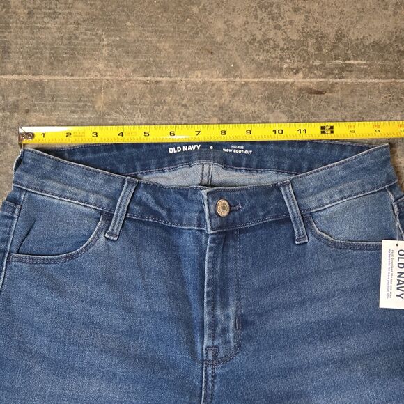 Old Navy Mid-Rise Bootcut Blue Denim Jeans 5-Pocket Design Pockets - Picture 3 of 7